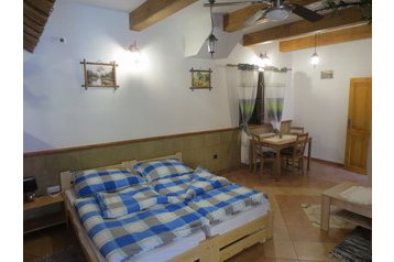 Eslovaquia Privát Sklené Teplice, Exterior